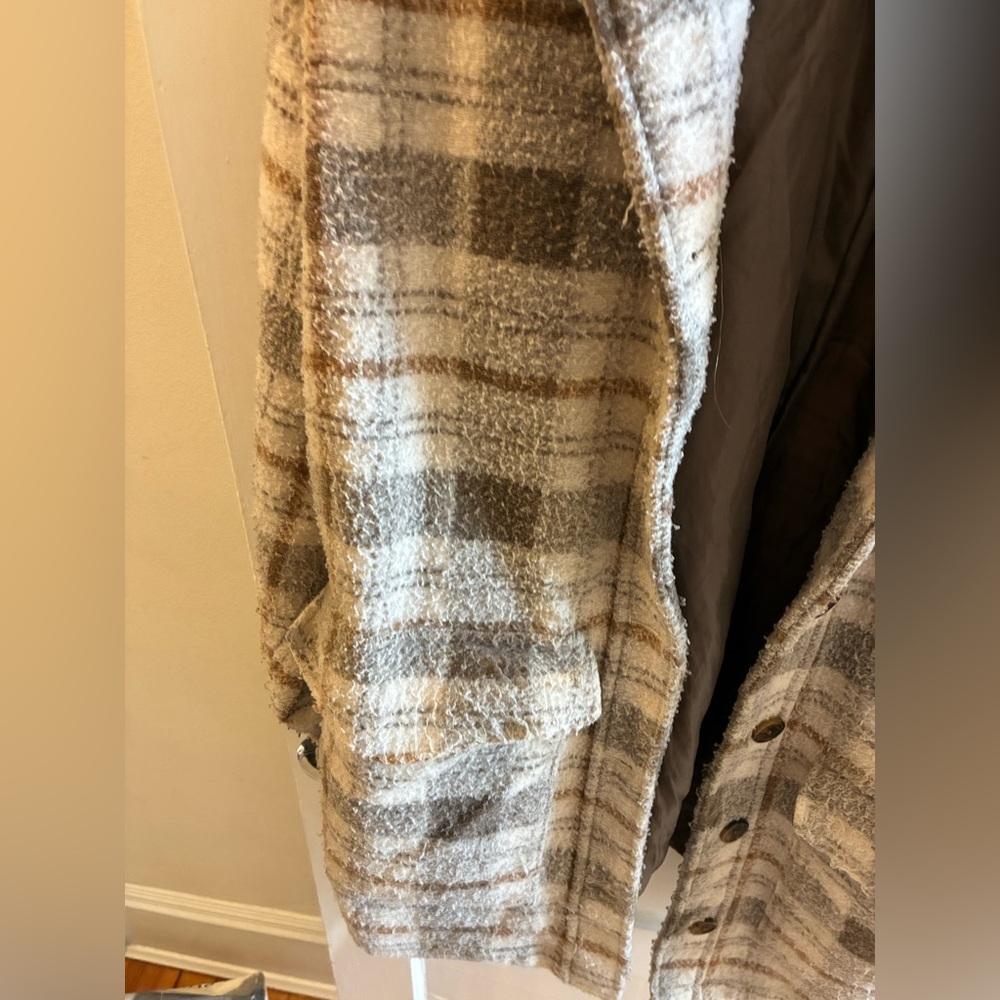 Universal Thread Plaid Jacket - Picture 2 of 7